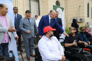 محافظ القاهرة يدعم ذوي الاحتياجات الخاصة