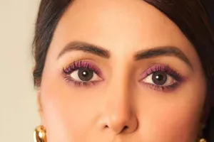 الممثلة الهندية هينا خان