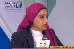 الدكتورة هدى عبد المنعم رئيس المكتب الفني بمركز المعلومات