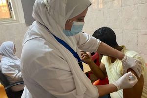 استمرار تطعيم المواطنين بلقاح كورونا بالمنصورة