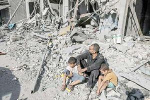 الوضع فى غزة تحول إلى كارثة بسبب تواصل القصف الإسرائيلى على القطاع خلال شهر رمضان