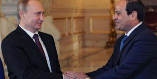 السيسي يهاتف بوتين لبحث الأزمة الليبية