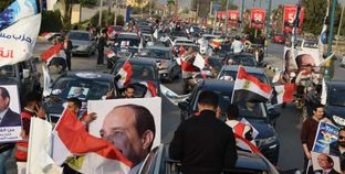 مسيرة بالسيارات تجوب شوارع الفيوم احتفالا بفوز الرئيس السيسي في الانتخابات