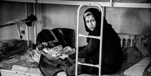 بالصور| "ديلي ميل" ترصد حياة "زهور إيران" في انتظار  حكم الإعدام