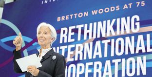 «لاجارد» تتحدث خلال أحد اجتماعات صندوق النقد والبنك الدوليين
