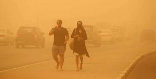 بالصور| مصر ولبنان والأردن والسعودية في مواجهة "العاصفة الترابية"