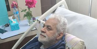 حمدين صباحي يغادر مستشفى العجوزة.. والأطباء ينصحون بمنع زيارته لفترة