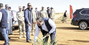 الرئيس السيسى خلال زيارة سابقة للمشروعات الزراعية فى توشكى