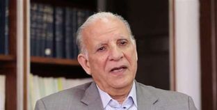 الدكتور أحمد فؤاد باشا