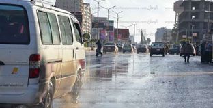 انتظام حركة المرور بالمحافظات مع هطول أمطار خفيفة
