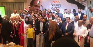 قنصل مصر بجدة: بعض المعتمرين حضر بملابس الإحرام للمشاركة في الاستفتاء