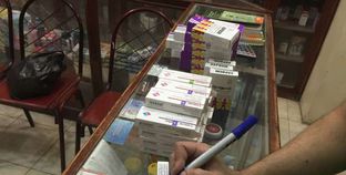 الأزمة بين شركات تصنيع الدواء ونقابة الصيادلة بسبب «هامش ربح» الصيدلى لاتزال مستمرة