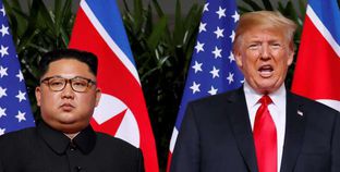 الرئيس الأمريكي "دونالد ترامب" ونظيره الكوري الشمالي "كيم يانغ أون"