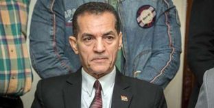 رئيس جامعة الأزهر عن تعيين زوجته: "أنا لو عايز استشارة ما هي عندى في البيت"