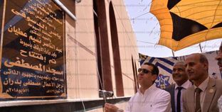 محافظ أسيوط يفتتح مسجد "المصطفى" بقرية المطيعة ويؤدي صلاة الجمعة به