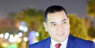 عمرو حسن، رئيس شعبة الملابس بغرفة القاهرة التجارية