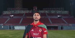 وسام أبو علي لاعب الأهلي الجديد