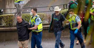 شرطة نيوزيلندا تفض الإعتصام ضد اجراءات كورونا
