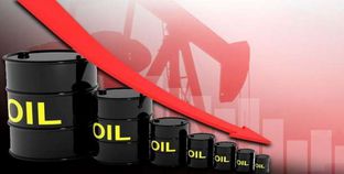 سقوط حر لأسعار النفط