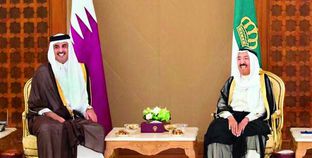 أمير الكويت و«تميم» فى لقاء سابق لبحث الأزمة القطرية «صورة أرشيفية»