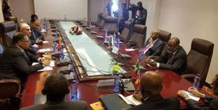 وزير الرى خلال اجتماعه مع الجانب الإثيوبى لبحث تطورات إنشاء سد النهضة