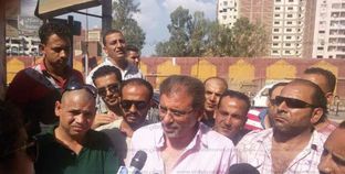خالد يوسف يقدم اوراق ترشحة للإنتخابات البرلمانية عن كفرشكر