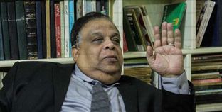 الدكتور عصمت نصار، أستاذ الفكر الإسلامى الحديث والمعاصر فى جامعة القاهرة