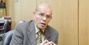 الدكتور أحمد يوسف أحمد، رئيس معهد البحوث والدراسات العربية الأسبق