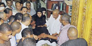 أهالى عزبة البكرى بالمنوفية يشيعون جنازة الشهيد ممدوح مصطفى