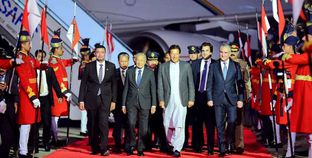 رئيس الوزراء الباكستاني عمران خان خلال استقبال نظيره الماليزي مهاتير محمد