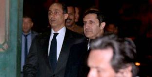 الشقيقان جمال وعلاء مبارك في عزاء طلعت زكريا