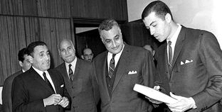 الرئيس جمال عبدالناصر مع محمد حسنين هيكل