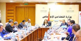 غادة والي خلال اجتماعها بمجلس إدارة الهيئة القومية للتأمينات