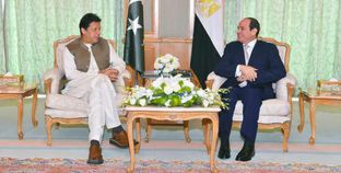 رئيس وزراء باكستان لـ"السيسي" : بلادنا تقدر دور مصر المحوري