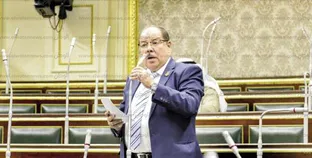 خلو مقاعد البرلمان يثير غضب «عبدالعال»