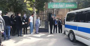 وصول جثمان والد المتحدث الرسمي لمجموعة المتحدة بحضور تامر مرسي
