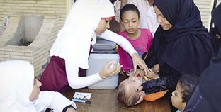 إحدى حملات تطعيم الأطفال ضد «الحصبة» «صورة أرشيفية»