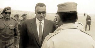 الزعيم عبدالناصر بين الجنود