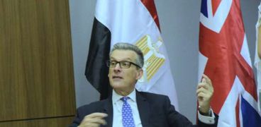 السفير البريطاني في مصر السير جيفري آدامز