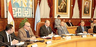 القاهرة : تشكيل لجنة  لمعاينة العقارات المجاورة لعقار العزبة البحرية