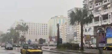 أمطار وغيوم نتيجة التغيرات المناخية بالإسكندرية