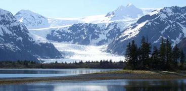 جبال الجليد ذابت.. "الحر" يضرب ألاسكا بأعلى درجات في تاريخها