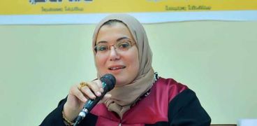 الدكتورة دينا أبوالعلا