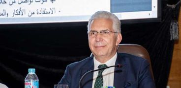 الدكتور كمال عكاشة ، نائب رئيس جامعة طنطا للدراسات العليا ورئيس اللجنة الاحترازية لمجابهة كورونا