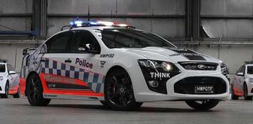 أستراليا تستخدم أسرع سيارة شرطة في العالم سعرها 450 ألف دولار