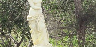 تمثال أنطونيادس