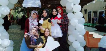 شيماء تستقبل 2020 بفرح جماعي: الكوشة جاهزة ومستنين عروسة وعريس يقدموا