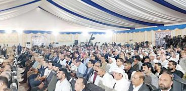 عدد كبير من أهالي سيناء يشاركون في لقاء «مدبولي»