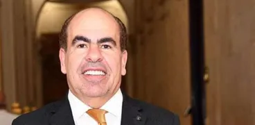النائب ياسر الهضيبي - رئيس الهيئة البرلمانية لحزب الوفد بمجلس الشيوخ