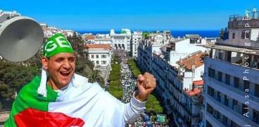 حكومة "تكنوقراط" ومحاسبة الفاسدين.. متظاهرون من ميادين الجزائر لـ"الوطن": الثورة مستمرة